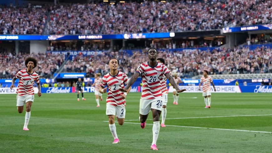 Les Etats-Unis lancent leur Coupe du monde en écrasant le Paraguay 4-1