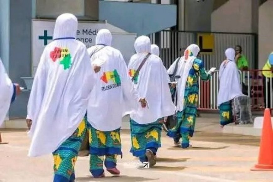 Religion : Un avion de pèlerins guinéens détourné sur Bamako après une collision avec un oiseau, "plus de peur que de mal"