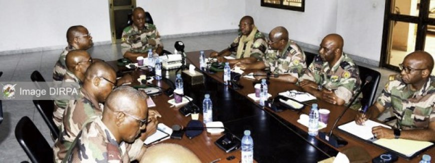 Forces armées maliennes : Prise de contact du général de division Oumar Diarra avec la hiérarchie militaire