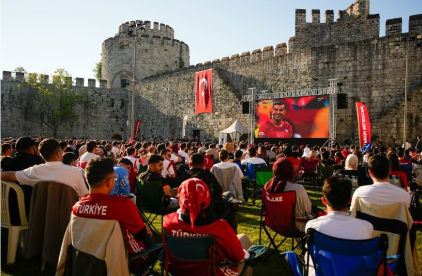 La Turquie interdit la retransmission du Mondial en plein air pour cause d’examens universitaires