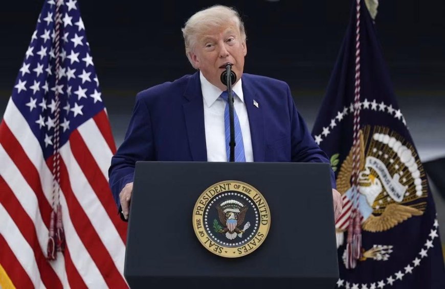 «Menace» Donald Trump confirme son changement d'avion rocambolesque