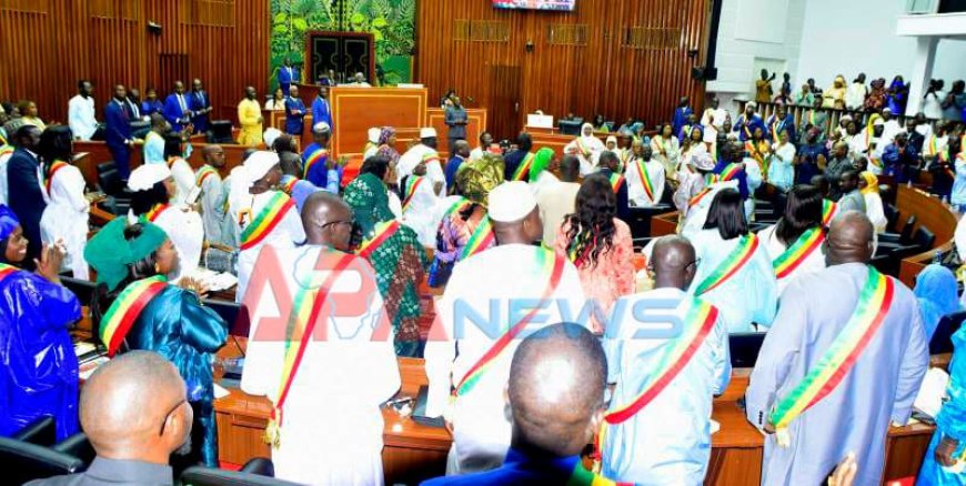 Sénégal : vers une révision constitutionnelle controversée