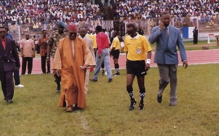 Sidi Bekaye Magassa, secrétaire général sortant de la Femafoot et ex-arbitre international, dans ses mots d'adieu au football : "J'ai dirigé 168 matches internationaux, dont trois finales de compétitions interclubs et participé à deux phases finales de Can"