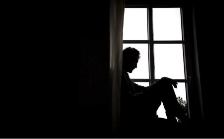 France: Un suicide par heure – des professionnels de santé interpellent le gouvernement