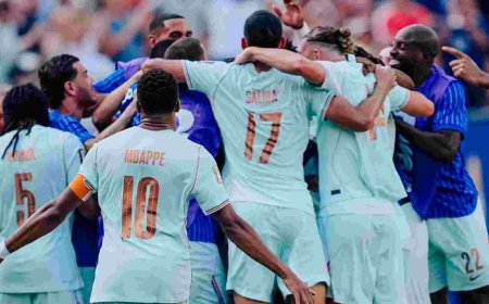Les Bleus viennent à bout du Maroc et se hissent en demi-finale