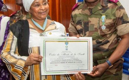 CANAM : Le Directeur Général de la CANAM décoré au grade d’Officier de l’Ordre du Mérite de la Santé