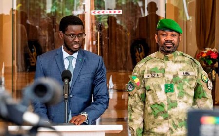 Assimi Goïta et Bassirou Diomaye Faye affichent un front commun face aux défis du Sahel