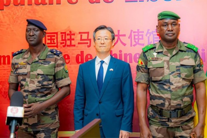 99e anniversaire de l'armée populaire de libération de Chine Li Xiang réaffirme l'attachement de Pékin à la paix et au partenariat sino-malien