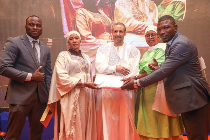 Adama Moulaye Sidibé, DAF  de Moov Africa Malitel, sur le départ de Khalid ztit : "Cher Khalid, tu pars la tête haute, et nous, nous restons enrichis de ton passage ; ce n'est qu'un au revoir"