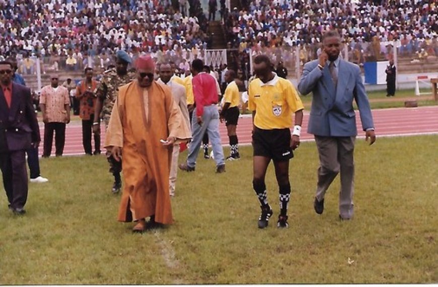 Sidi Bekaye Magassa, secrétaire général sortant de la Femafoot et ex-arbitre international, dans ses mots d'adieu au football : "J'ai dirigé 168 matches internationaux, dont trois finales de compétitions interclubs et participé à deux phases finales de Can"