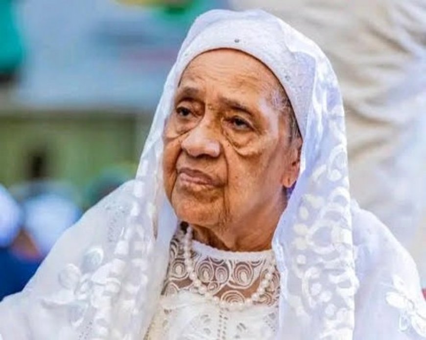 Nécrologie : Décès de Madame Hadja Andrée Touré, épouse du Président Ahmed Sékou Touré