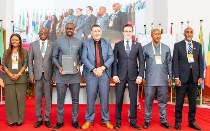 Lutte anti-corruption :  Le Président de l’OCLEI, Dr Modibo SACKO, élu à la tête de l’Association des Autorités Anti-corruption d’Afrique (AAACA)