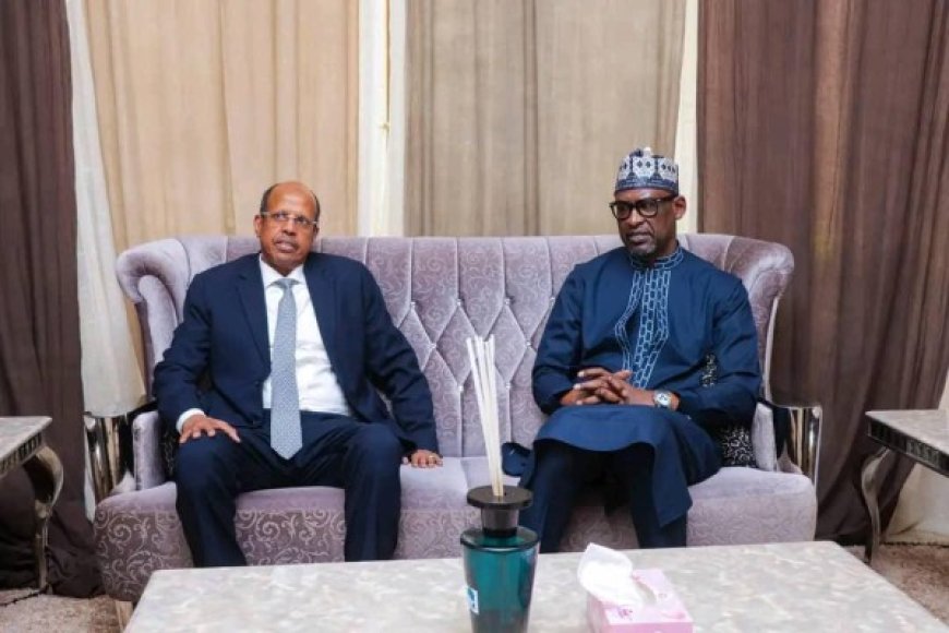 Diplomatie africaine : Le président de la Commission de l'UA en visite de solidarité et de travail à Bamako