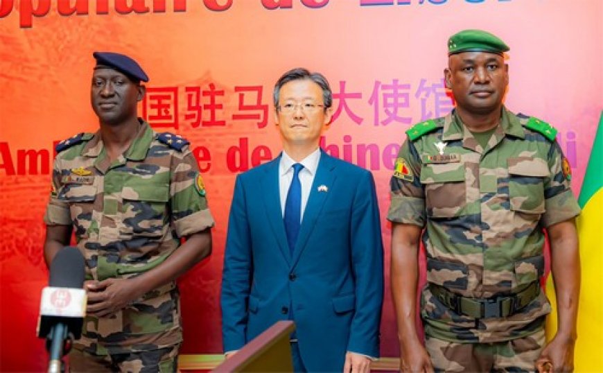 99e anniversaire de l'armée populaire de libération de Chine  Li Xiang réaffirme l'attachement de Pékin  à la paix et au partenariat sino-malien