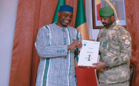 Justice au Mali : Assimi Goïta reçoit le rapport final du Forum national et ses 218 recommandations