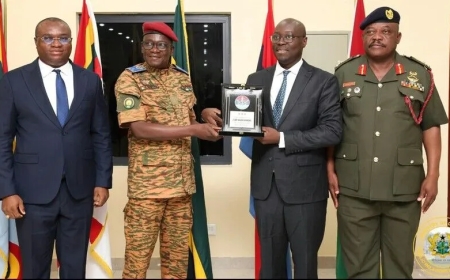 Le Burkina Faso et le Ghana signent un accord de coopération dans le secteur de la défense