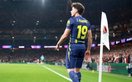 Mercato : Julian Alvarez met un coup de poignard au FC Barcelone