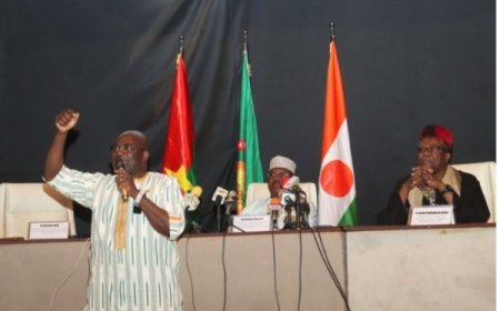 AES : La conquête de la souveraineté au cœur d’une conférence animée par Bassolma Bazié à Niamey