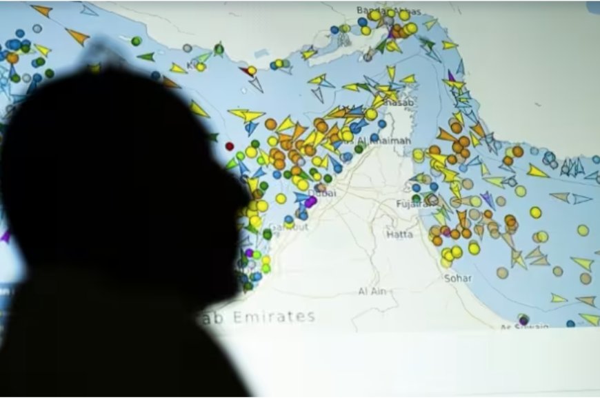 L'Iran dit s'être accordé avec Oman sur Ormuz, mais la réouverture dépendra de Washington