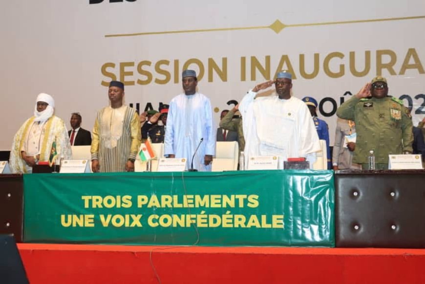 AES : 45 députés confédéraux installés à Niamey