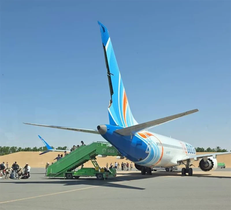 Le pilote poignardé à bord d'un Boeing 737 de Flydubai filmé dans son avion
