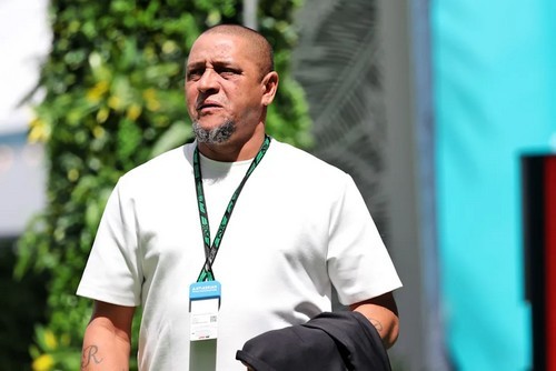"J'ai perdu 99% de ce que j'ai gagné dans le foot": les confessions de Roberto Carlos sur sa faillite
