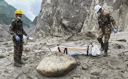 Le bilan des inondations au Népal et en Chine franchit le cap des 1000 victimes