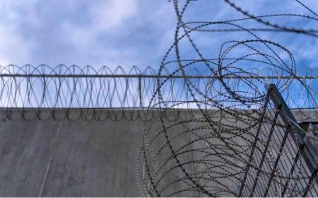 À la frontière du Mali: L'Algérie va emprisonner les barons de la drogue dans un désert