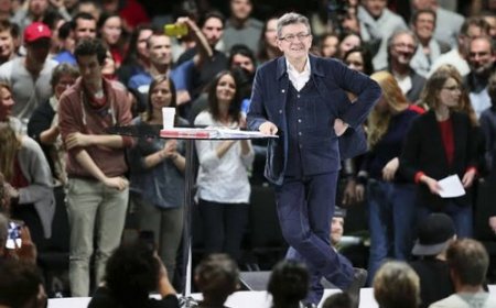 La « République universelle » de Mélenchon : Les gauches veulent améliorer les conditions de vie des immigrés