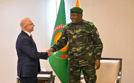 Niamey renforce ses liens avec Moscou; tensions avec la France