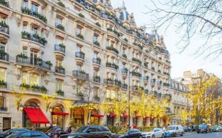 Paris : un commerçant malien victime d’un vol spectaculaire de 655 millions de FCFA au Plaza Athénée