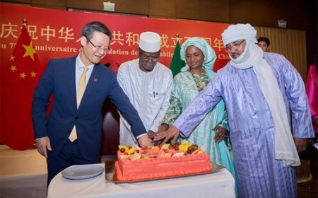 77e anniversaire de la Fondation de la République populaire de Chine : Le double miracle d'une croissance économique rapide et d'une stabilité sociale durable réalisée