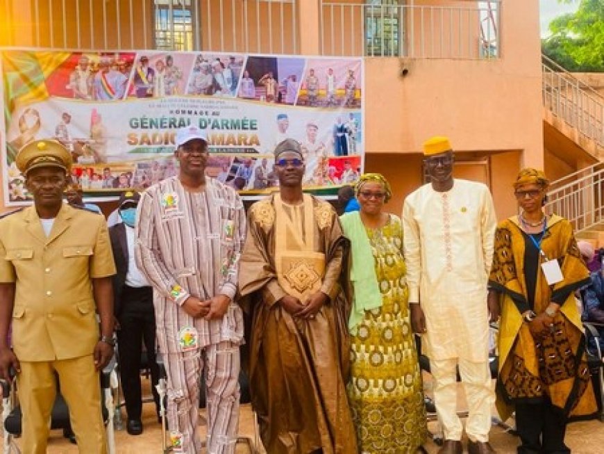 Clôture du 1er camp citoyen général d'armée Sadio Camara : Yaya Gologo invite les jeunes à devenir les ambassadeurs de la citoyenneté