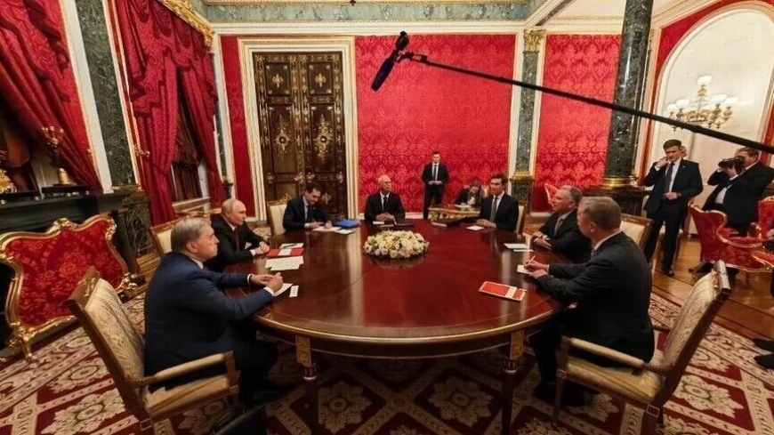 Le Kremlin estime que les discussions de Poutine avec les émissaires américains ont été « constructives »