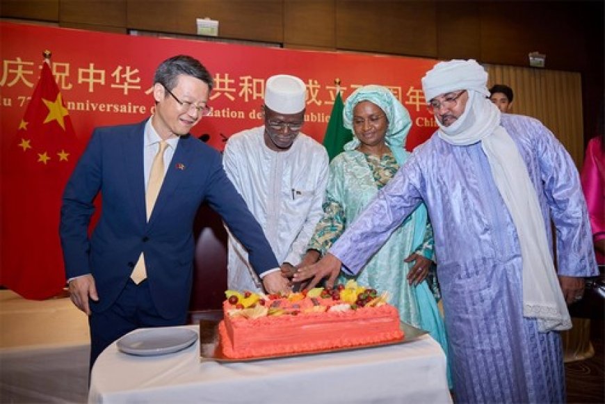 77e anniversaire de la Fondation de la République populaire de Chine : Le double miracle d'une croissance économique rapide et d'une stabilité sociale durable réalisée