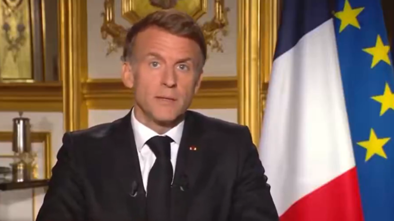 Allocution de Macron : le président français lâché par une partie de sa majorité et vivement critiqué par les oppositions