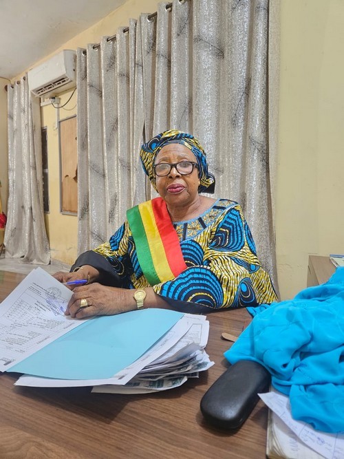 Le Challenger de la semaine : Mme Kéita Aminata Ba, Maire-signataire au Centre secondaire d’état-civil de Bamako-Coura
