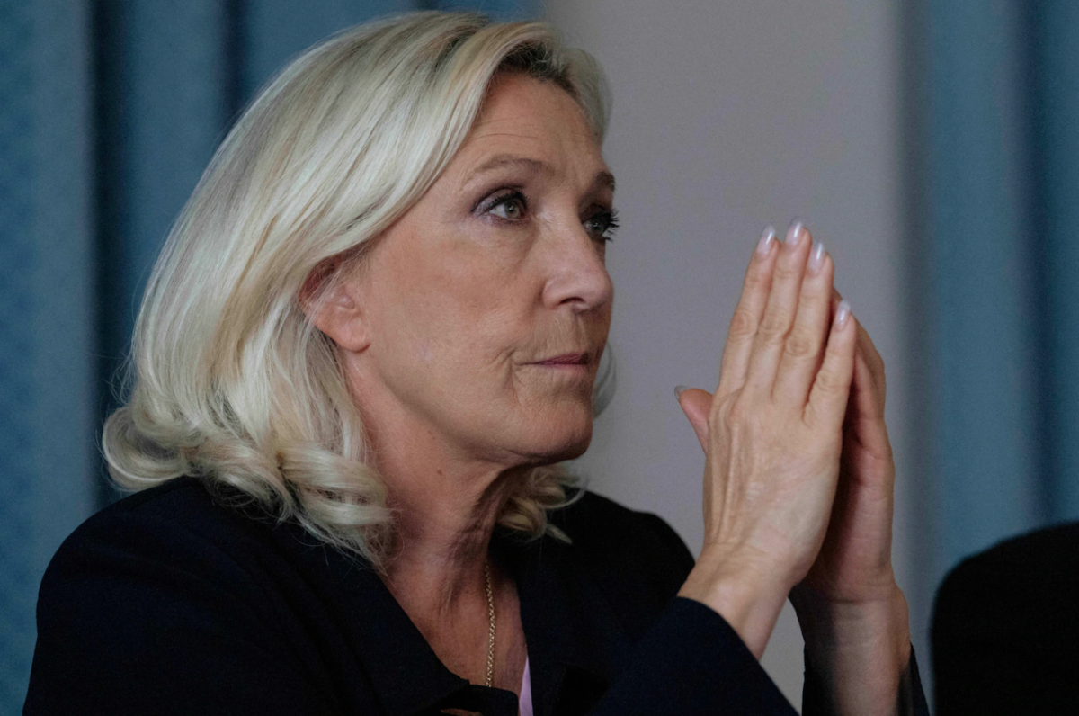 En cas de victoire, Marine Le Pen promet de couper l’aide à l’Ukraine
