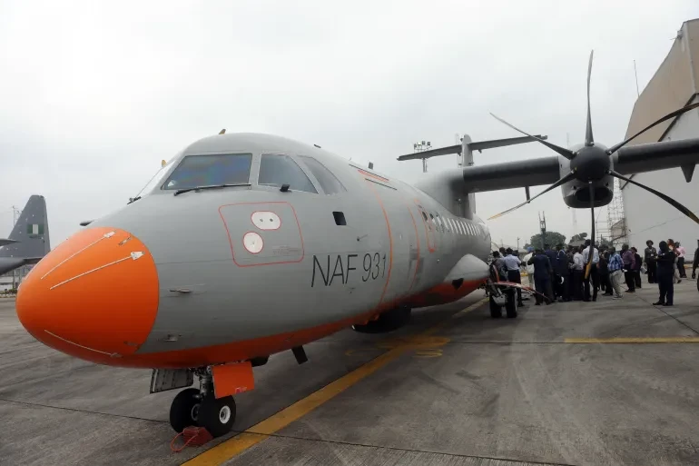 Nigeria : un avion militaire s’écrase avec 32 personnes à bord