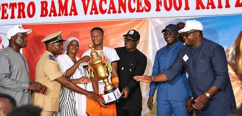 Petro Bama Vacances Foot A Kati :   Cheick Oumar Karagnara célèbre la jeunesse et le sport