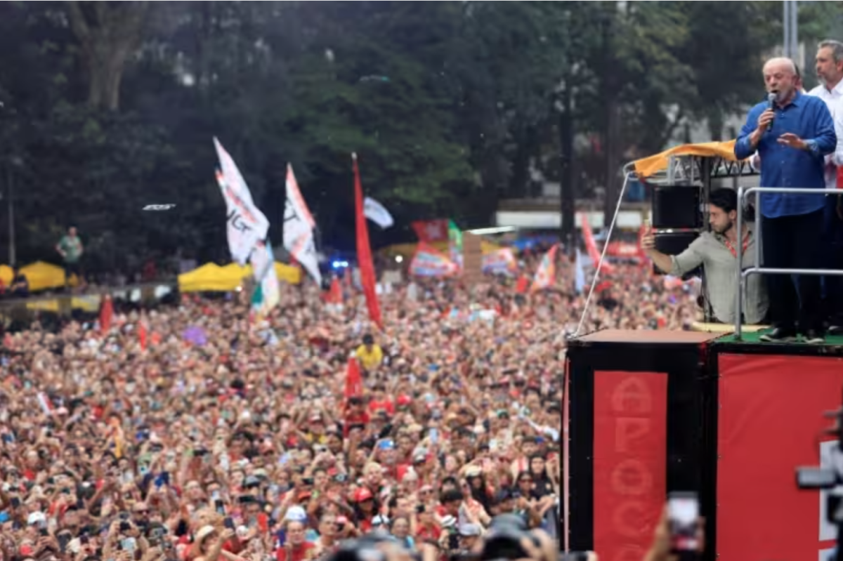Brésil : Lula mise sur l'allègement de la semaine de travail avant le second tour de la présidentielle