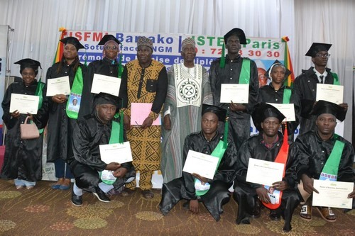 Promotion 2025-2026, Salikou Sanogo de l'ISFMI : 111 licenciés et Master reçoivent leurs diplômes 