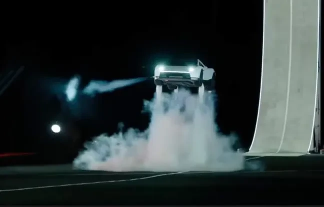 Etats-Unis : La Tesla « volante » de Musk n’est pas un « aéronef », selon le régulateur américain