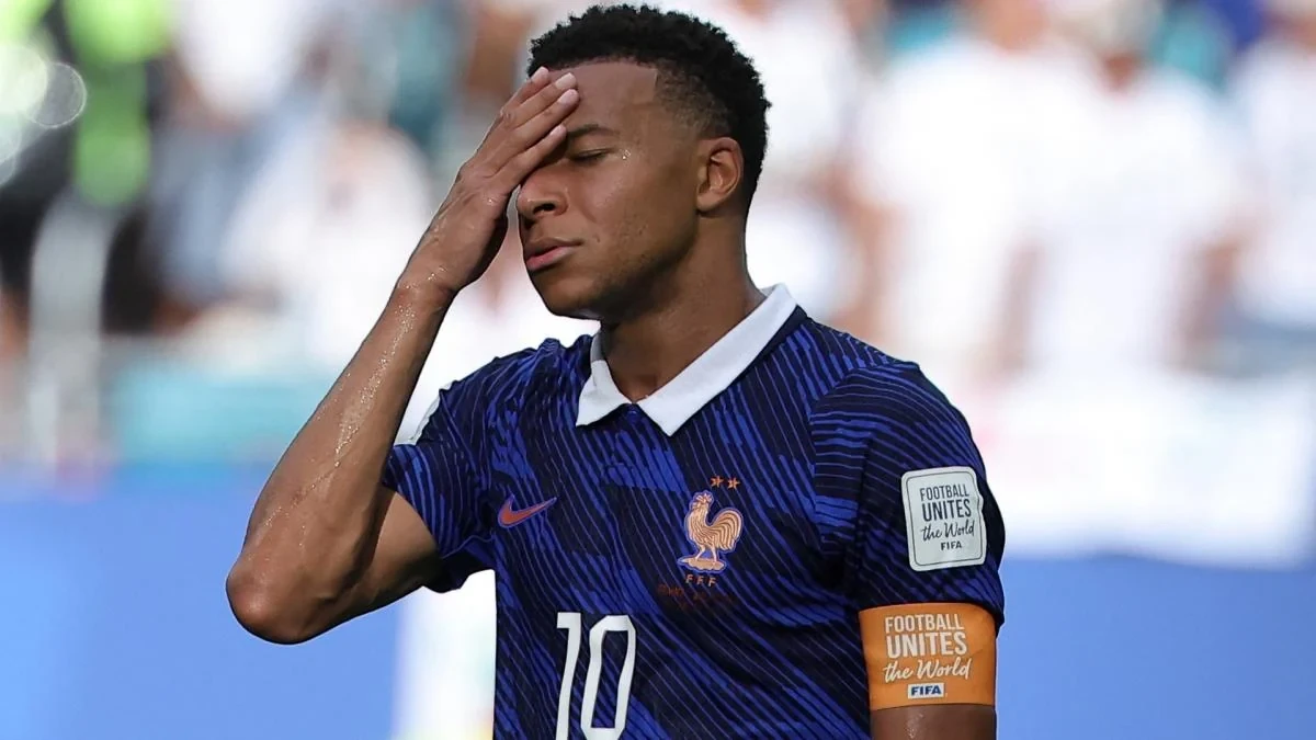 Mbappé : pourquoi ses excuses ne suffisent toujours pas à apaiser la colère en Chine