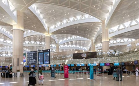 Arabie Saoudite: L'aéroport de Ryad est en cours d'évacuation, selon des témoins