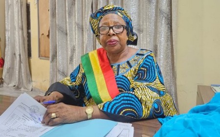 Le Challenger de la semaine : Mme Kéita Aminata Ba, Maire-signataire au Centre secondaire d’état-civil de Bamako-Coura