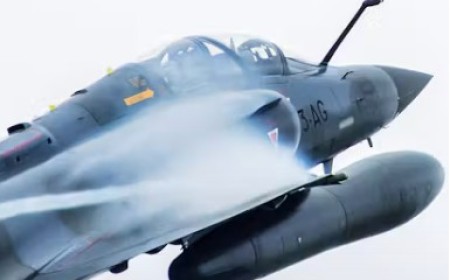 Stupeur en France : un avion de chasse s’écrase près de Nancy