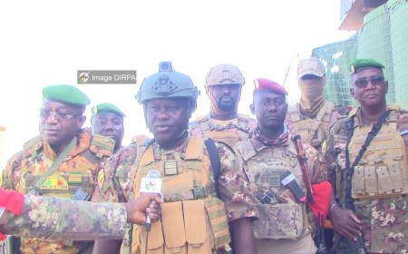 KIDAL : visite d’autorité du Commandant du théâtre Est de l’Opération DOUGOUKOLOKO KIDAL