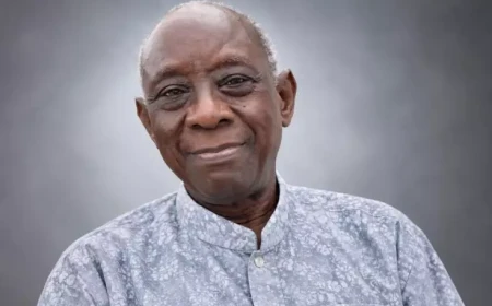Cheikh Hamidou Kane, grande voix de la littérature africaine, s’éteint à 98 ans
