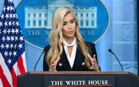 La nouvelle porte-parole de Trump prend la porte au bout de cinq jours
